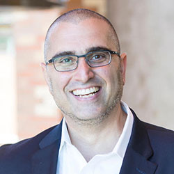 Vala Afshar